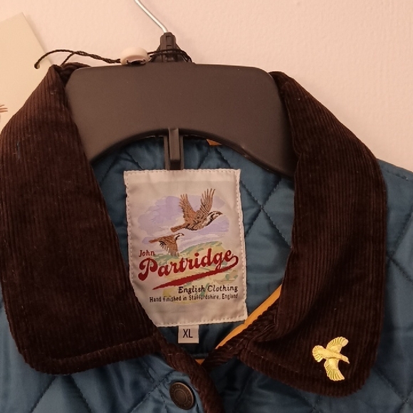 John Partridge Quilted Moorland Gilet Teal Sleeveless Vest with Black Trim - Picture 2 of 8